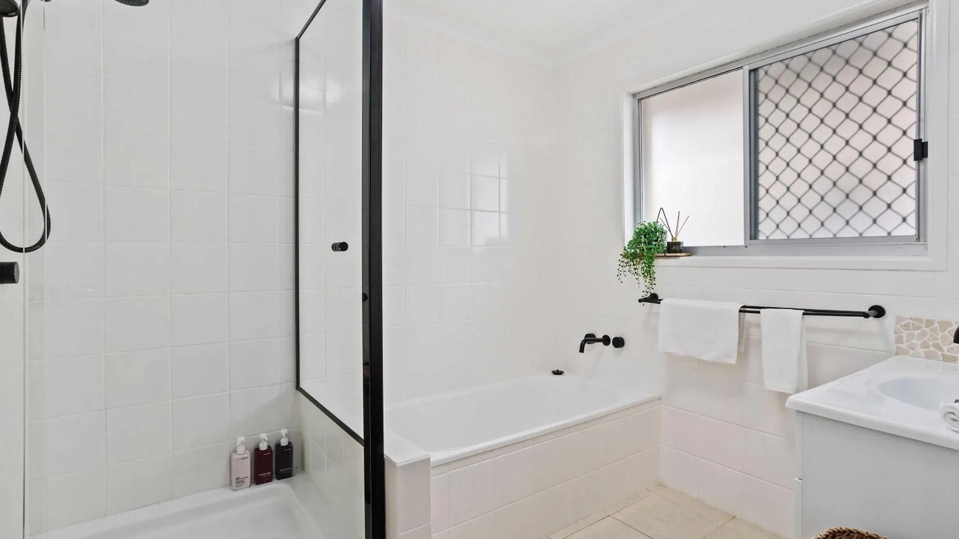 Perfect Family Retreat Villa Gold Coast 0*,  Avustralya